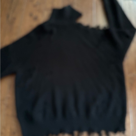 Lovers & Friends ARLINGTON SWEATER! Sold out! - Picture 7 of 12